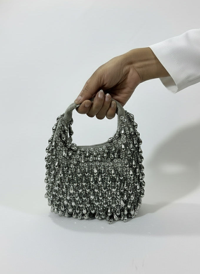 The Silver Grey Fringe Empress – Where Heritage Meets Modern Freedom