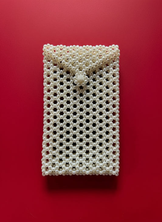 The Pearl Statement Phone Holder