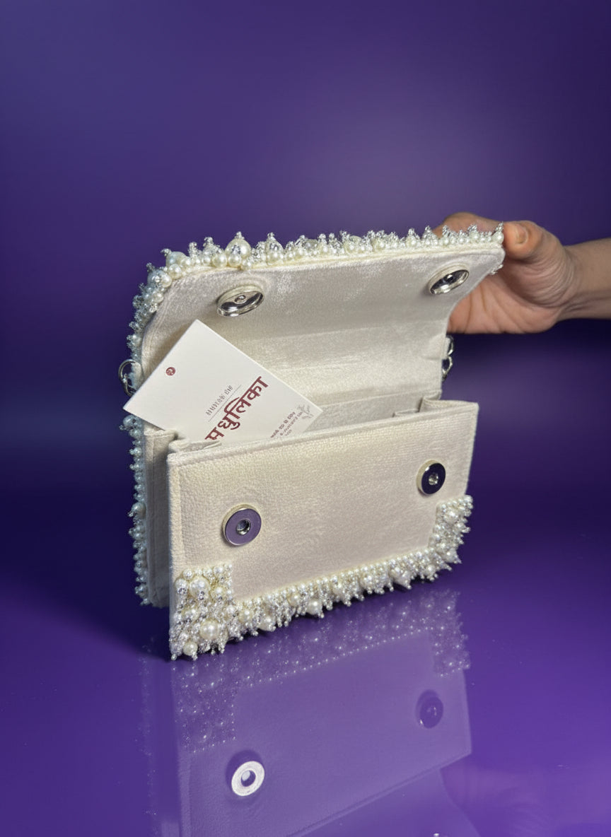 The Pearl Radiance Luxe Clutch - A Festive Muse of Modern Elegance